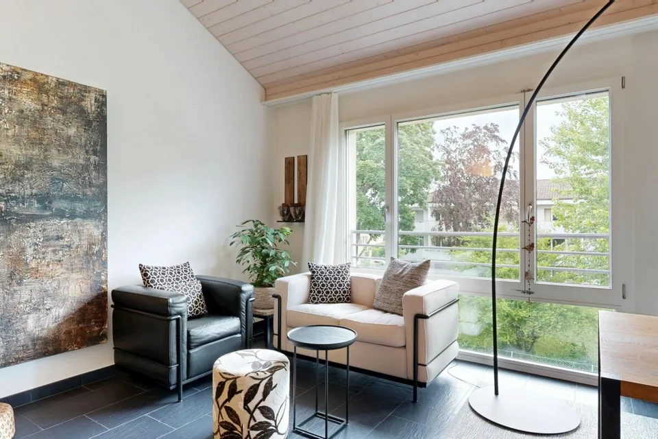 Condominium moderne avec diverses commodités – photo 1 sur 30
