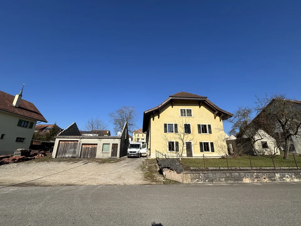 Geräumiges Einfamilienhaus mit 9,5 Zimmern in Courgenay – Foto 12 von 19