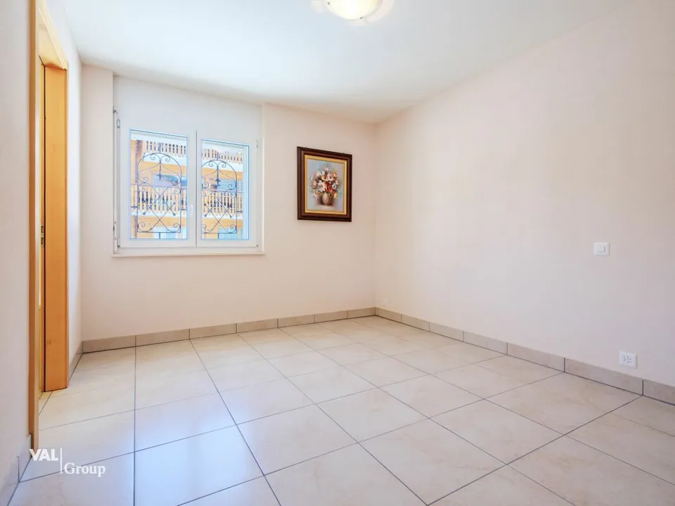 Residenza con 3 appartamenti generosi