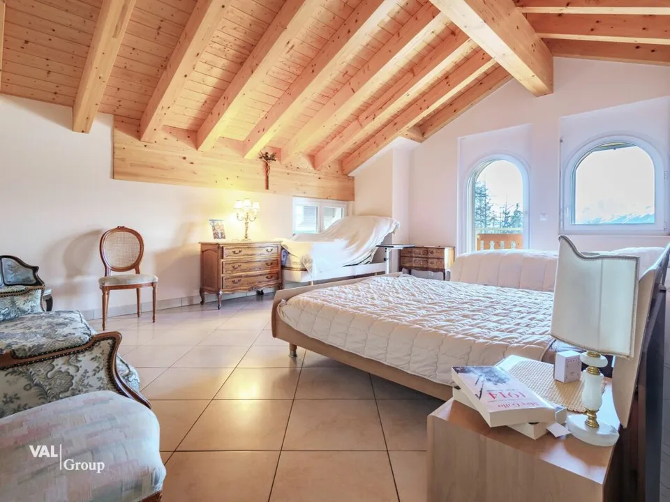 Residenza con 3 appartamenti generosi