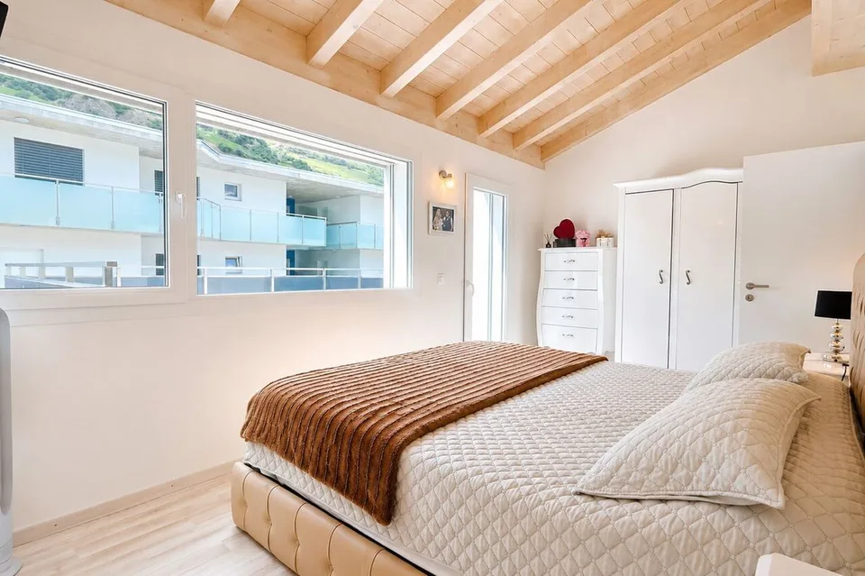 A RARE PROPERTY COMBINING CHARM, SPACE, AND QUALITY – photo 7 of 13