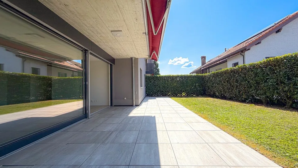 APPARTEMENT FAMILIAL DE 4.5P AVEC JARDIN PRIVATIF ET DEUX TERRASSES