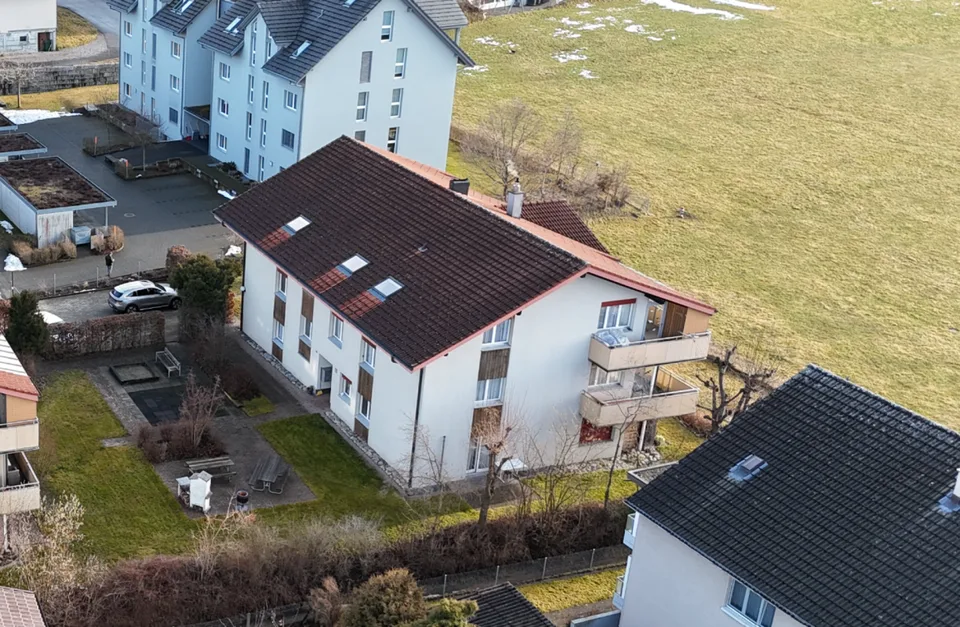 Schöne 1,5 Zimmer mit privater Terrasse