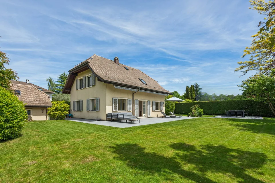 Charmante Villa à Commugny - Potentiel d'Agrandissement