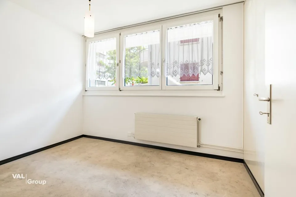 Seltene Gelegenheit: viel Raum, grosser Garten, zentrale Lage mit Gewerbeoption