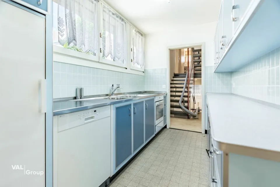 Seltene Gelegenheit: viel Raum, grosser Garten, zentrale Lage mit Gewerbeoption
