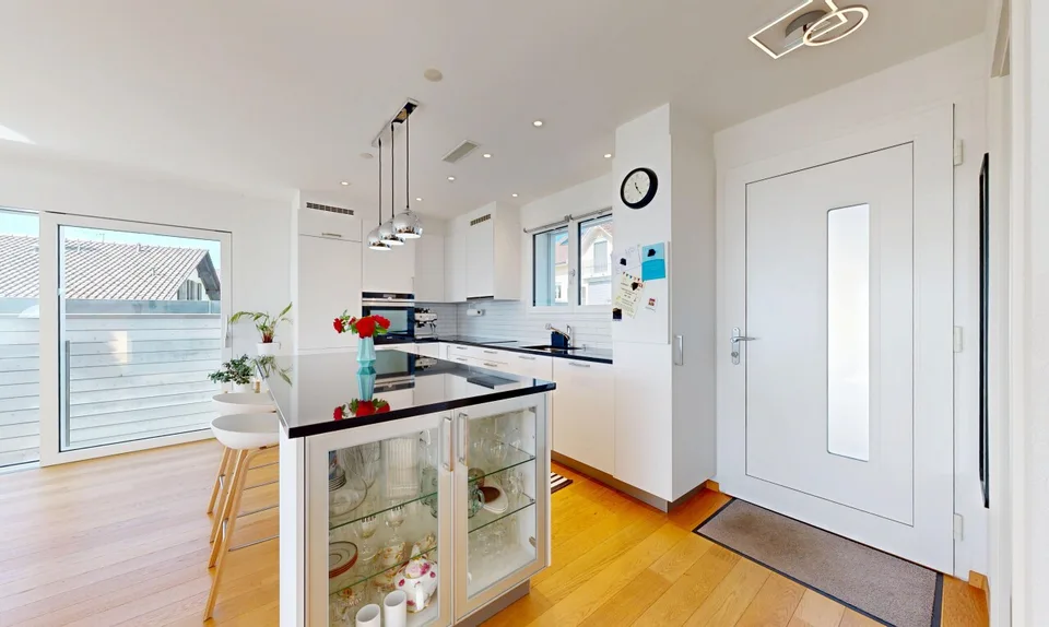 Haus mit Blick auf den See und die Berge – 4,5 Zimmer, Garten und Südausrichtung – Foto 7 von 22