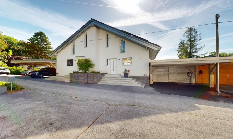Haus mit Blick auf den See und die Berge – 4,5 Zimmer, Garten und Südausrichtung – Foto 4 von 22