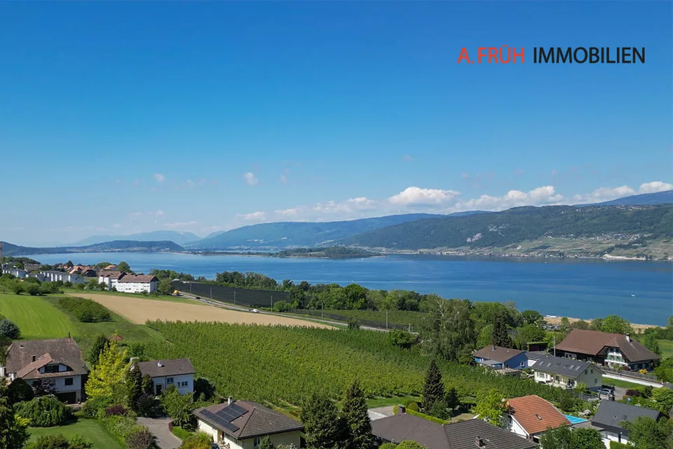 Ein Haus voller Licht und Leben mit Traumblick auf den Bielersee – Foto 8 von 10