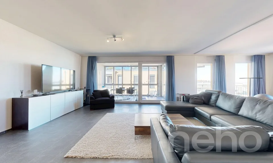 Stylish 3.5-room apartment in Lengwil – photo 3 of 18