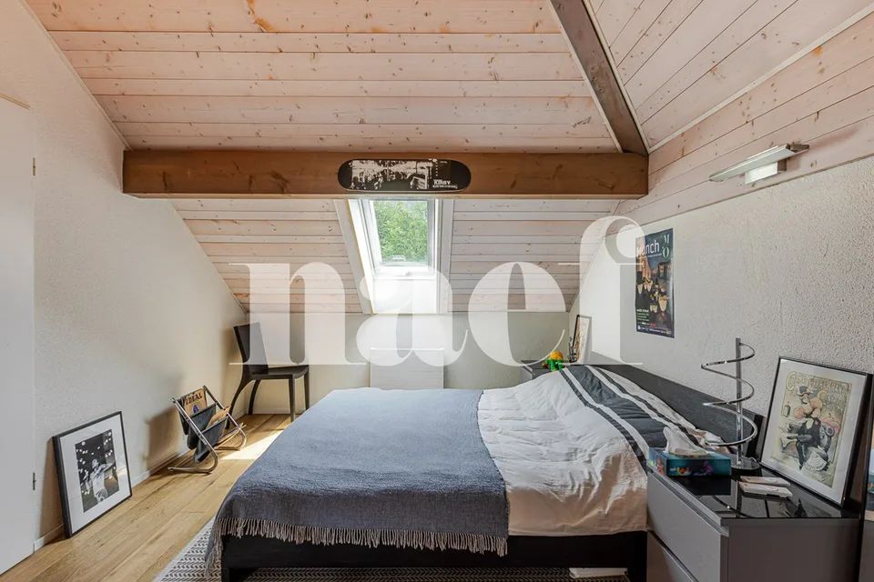 Elegante renovierte Stadtvilla im Herzen von Troinex – Foto 10 von 12