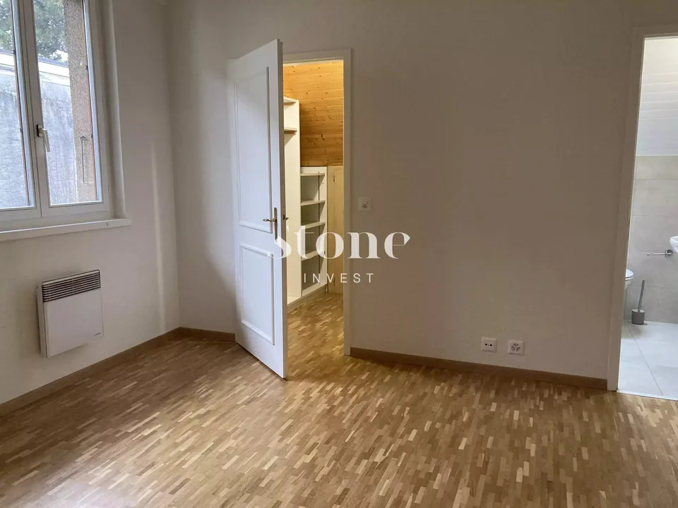 Magnifico DUPLEX al 3° piano a Carouge – foto 8 di 13