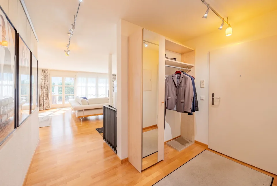 Traumhafte 5.5-Zimmer-Maisonettewohnung mit voll ausgebautem Hobbyraum – Foto 5 von 20