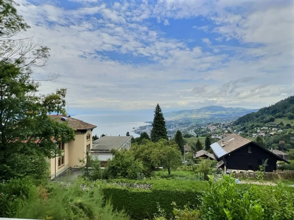 Villa mitoyenne 145 m2, vue magnifique, calme, environnement verdoyant