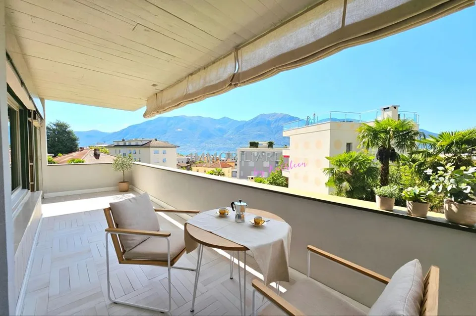 Ferienwohnung mit Seesicht vom Balkon, Kamin und Fussweg zum Bahnhof – photo 18 sur 24