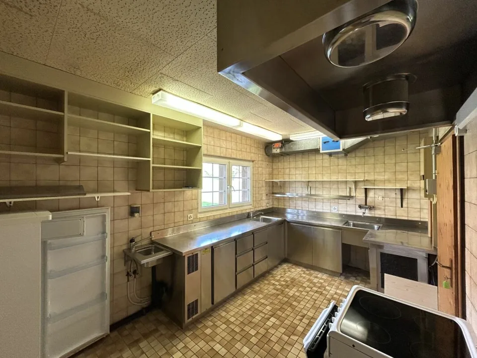 3.5 Zi-Ferienwohnung im Zentrum mit Ausbaupotential – Foto 6 von 13