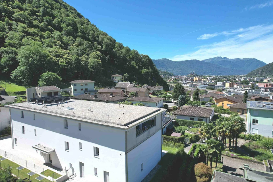 Nouvel appartement avec grand jardin et grande terrasse