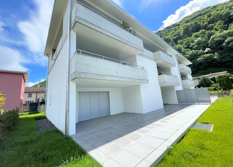 Nouvel appartement avec grand jardin et grande terrasse