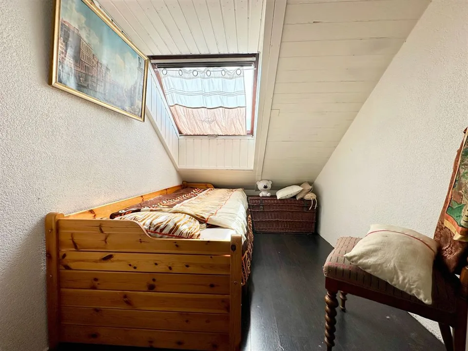 Incantevole chalet accogliente con terrazza esposta a sud, garage e carattere autentico – foto 7 di 11
