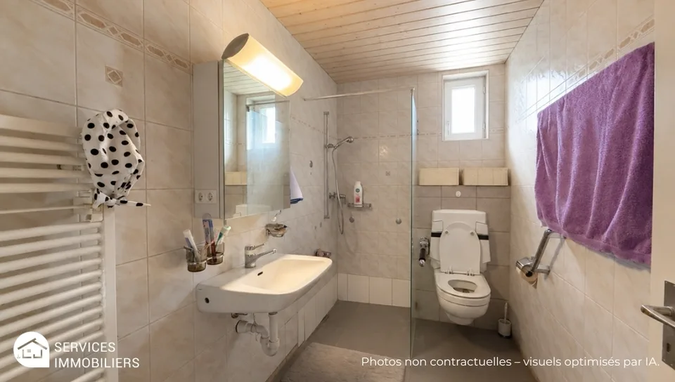 Casa atipica a due passi dalle scuole – foto 16 di 28
