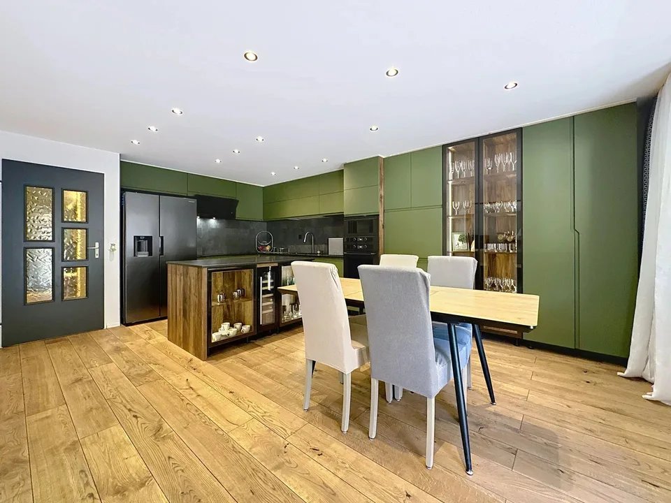 Geräumige Wohnung mit Kamin in Tourtemagne – Foto 4 von 14