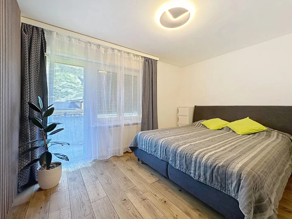Geräumige Wohnung mit Kamin in Tourtemagne – Foto 6 von 14