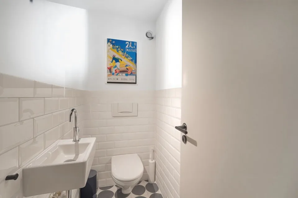 Appartamento ristrutturato di 4 locali, con due balconi – foto 4 di 16