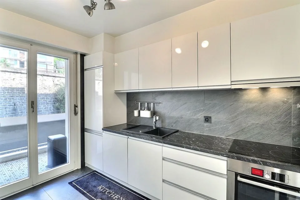 Schönes 4,5-Zimmer-Apartment auf den Quais von Montreux mit schönem Blick auf den See – Foto 8 von 13