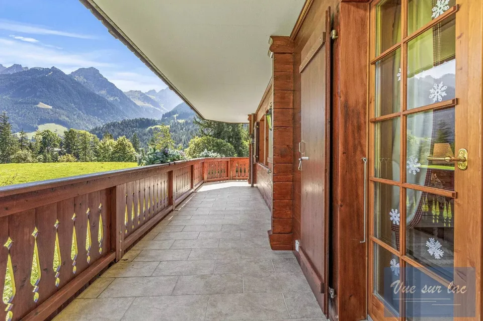 Sublime appartamento di lusso e panoramico a pochi minuti da Gstaad – foto 6 di 11
