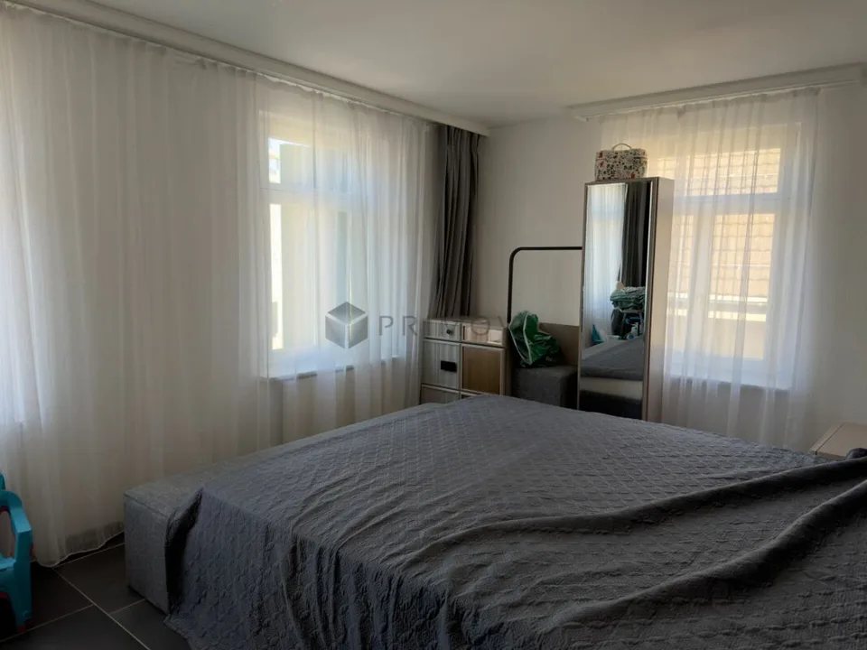 Casa d'angolo attraente con due unità residenziali - ideale per le famiglie o gli investitori – foto 13 di 20