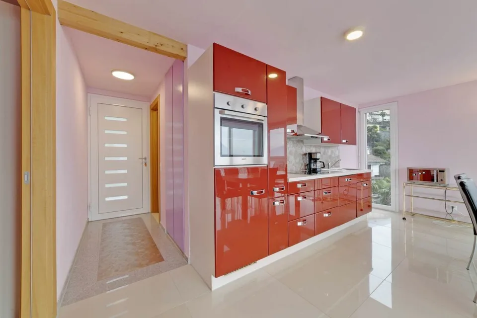 Propriété exclusive avec 8 unités et vue imprenable sur le lac Majeur - Brissago – photo 8 sur 31