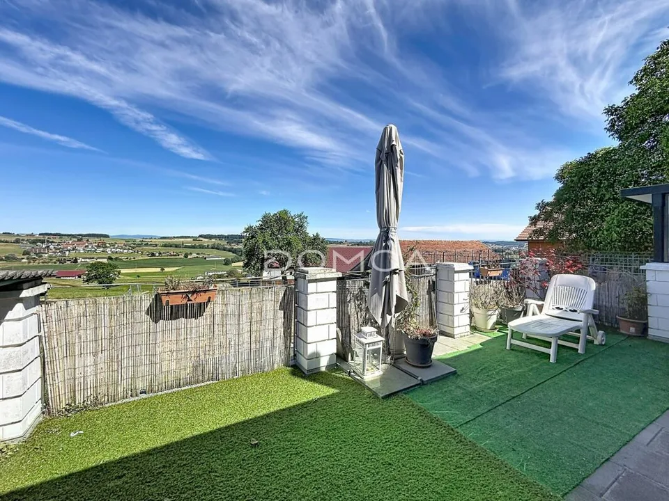 Charmanter Apartment mit 3,5 Zimmern und großer Terrasse – Foto 9 von 11