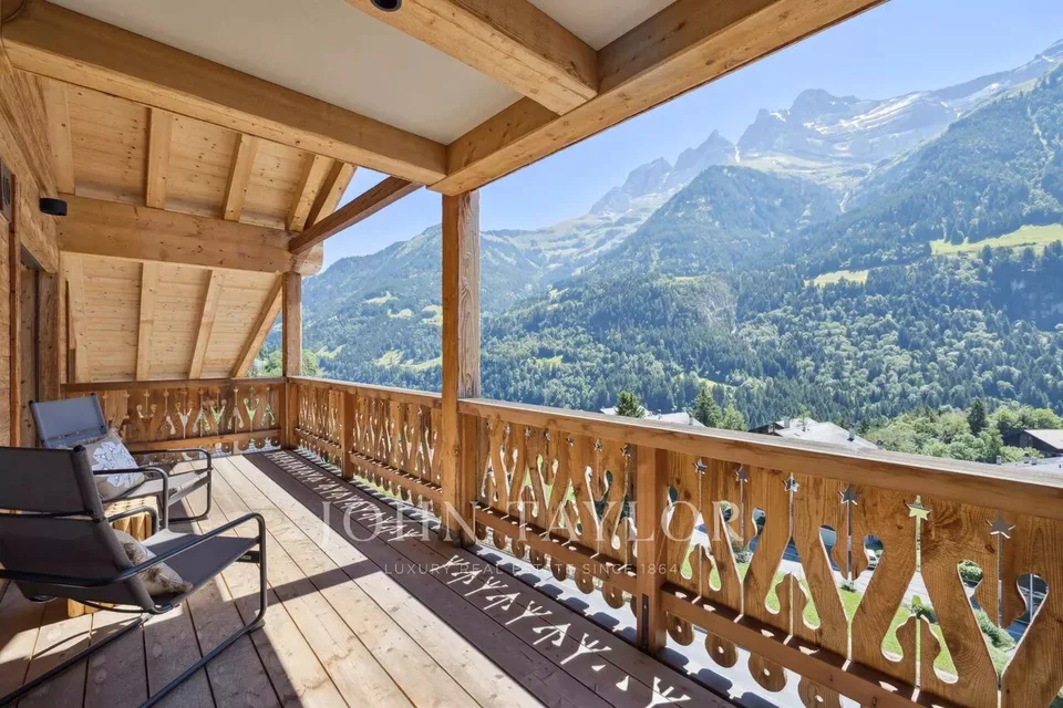 Geräumige Wohnung im Dachgeschoss mit Panoramablick – Foto 10 von 27