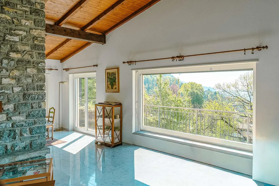 Maison individuelle avec piscine à Sagno