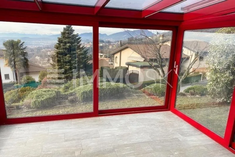 Casa da sogno da riportare in vita nel cuore del verde