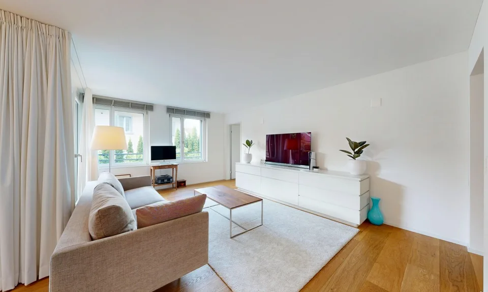 Modern new apartment in family-friendly location of Uster