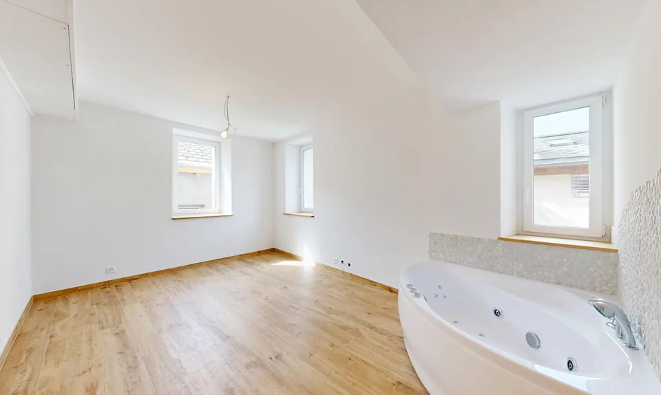Superbo appartamento di 3,5 locali con spaziosa terrazza e giardino – foto 9 di 18