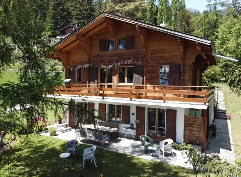 Chalet familiare o affascinante pied-à-terre ad Anzère – foto 10 di 13