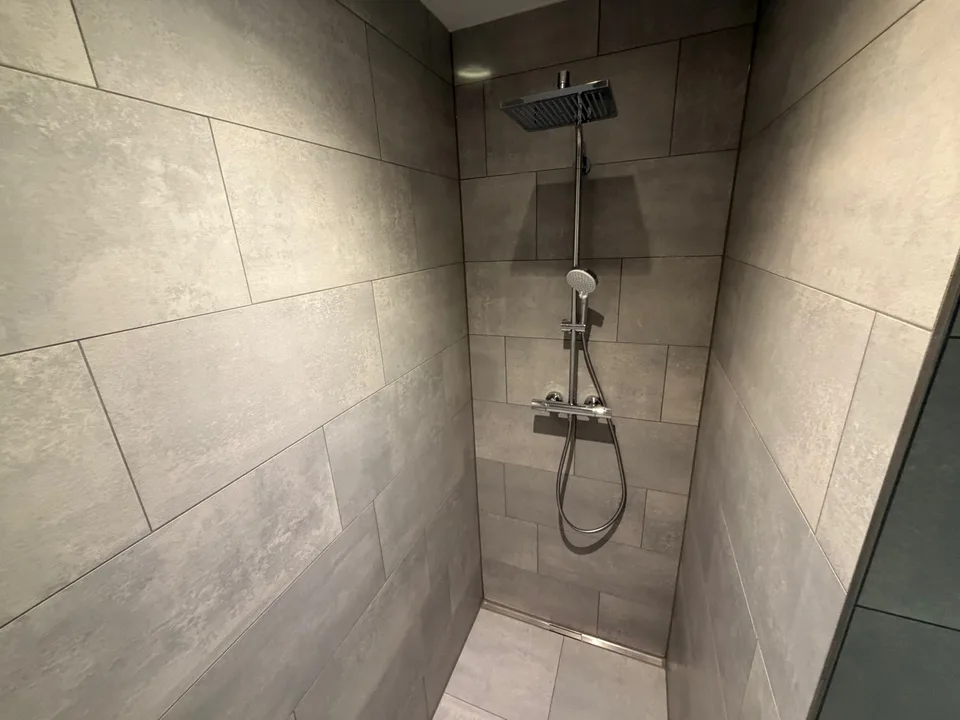 Magnifique triplex lumineux de 4.5 pièces avec terrasse à Porrentruy – photo 8 sur 13