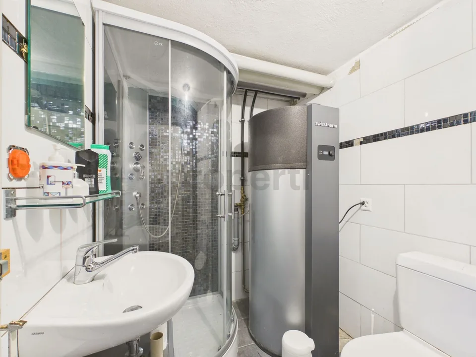 Casa unifamiliare storica con molto spazio e potenziale di sviluppo a Ebnat-Kappel, SG – foto 10 di 24