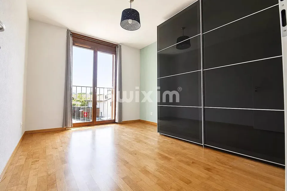 Schönes Apartment im letzten Stock – Foto 7 von 8