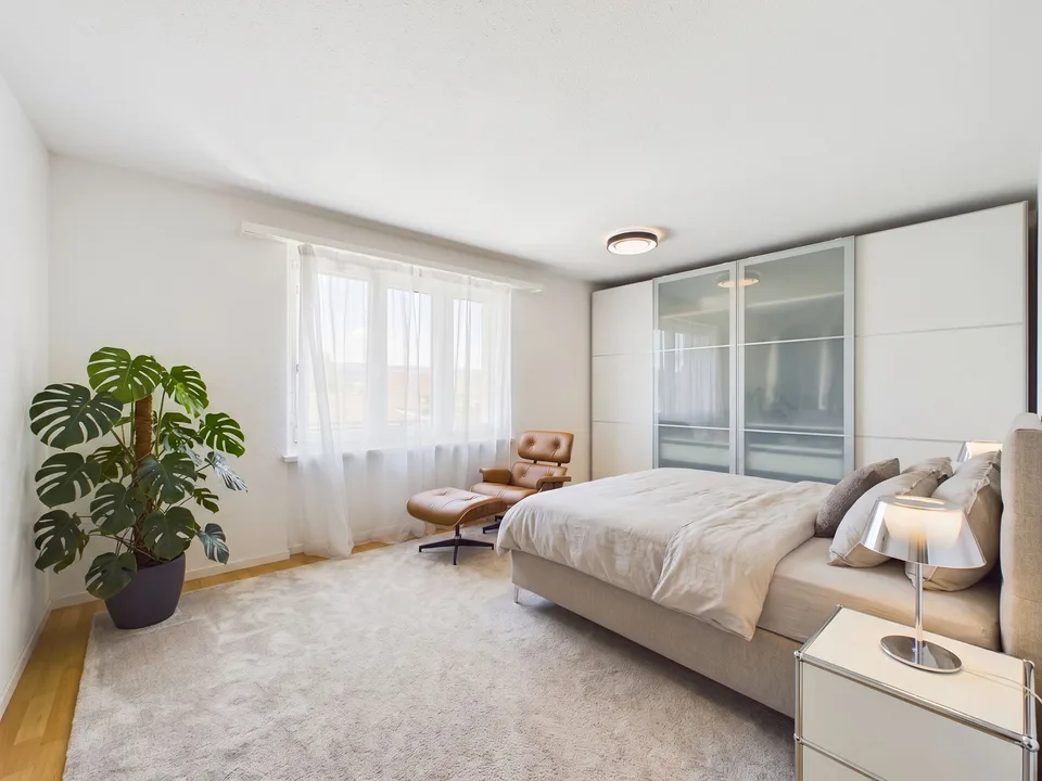 Moderne und lichtdurchflutete Wohnung mit Balkon in Schwaderloch – Foto 5 von 13