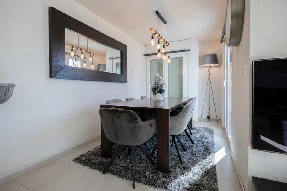 Opportunità rara: Villa a schiera familiare di 5,5 locali