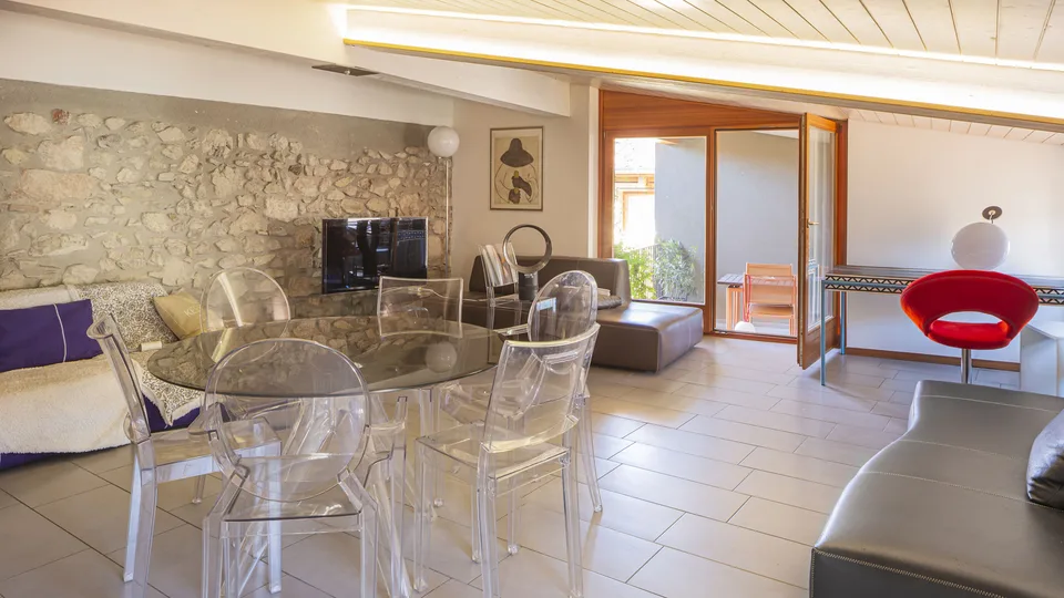 Duplex di 3 locali dal fascino ticinese | 3-Zimmer-Maisonette mit Te – Foto 2 von 6