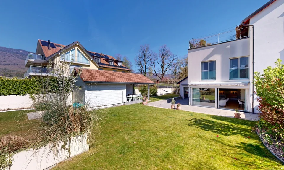 Duplex dans un corps de ferme avec jardin privatif