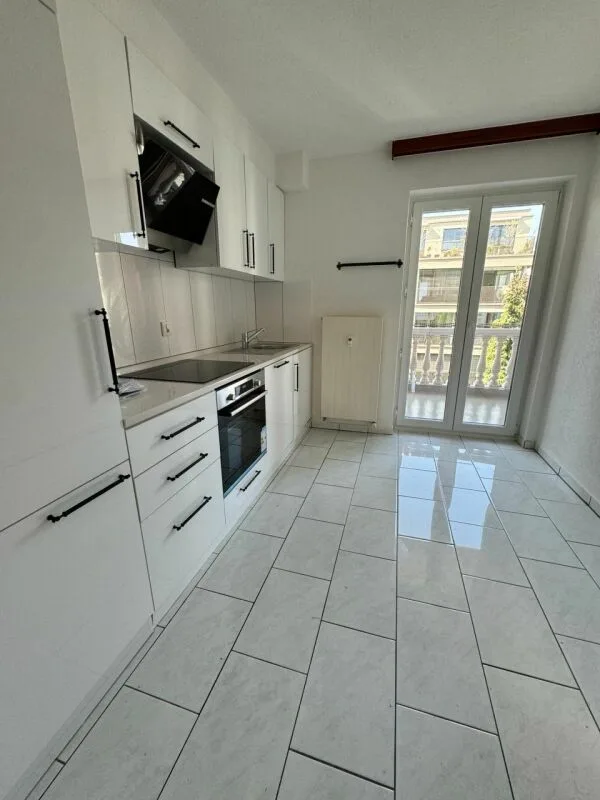 Bright 3.5-room apartment in a central location on Luzernerring
