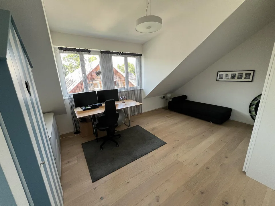 Sunny, quiet and spacious living with terrace – photo 22 of 28