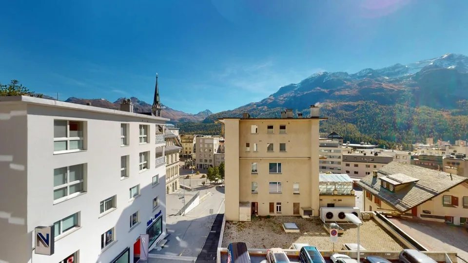 Zuhause im Herzen von St. Moritz - 4,5-Zimmer-Wohnung mit Panoramabalkon – Foto 7 von 15