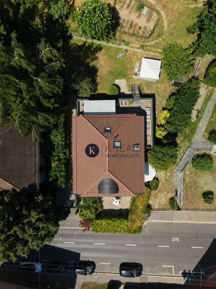 Élégante maison lausannoise entièrement rénovée