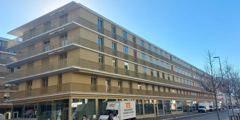 SENSAZIONALE 3 MESI DI AFFITTO OFFERTI Nuovo locale commerciale a Sion